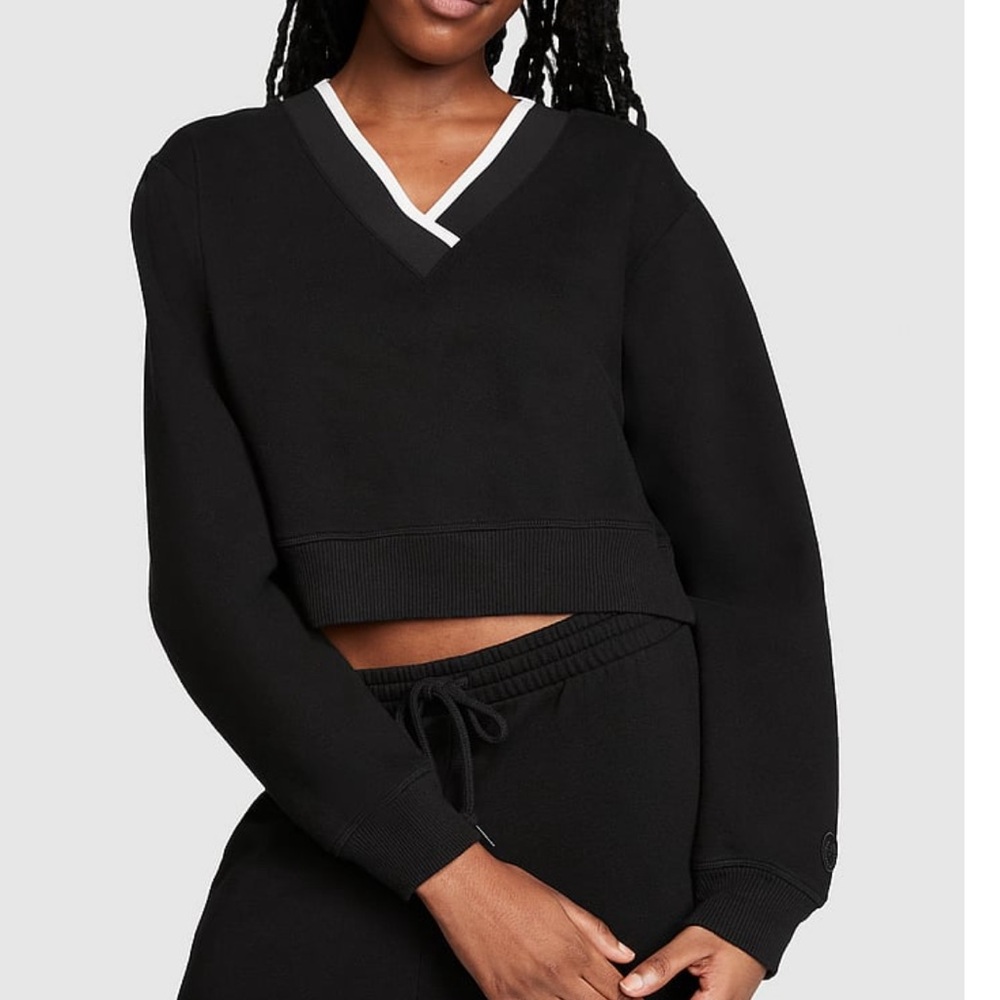 V Neck Fleece Pullover